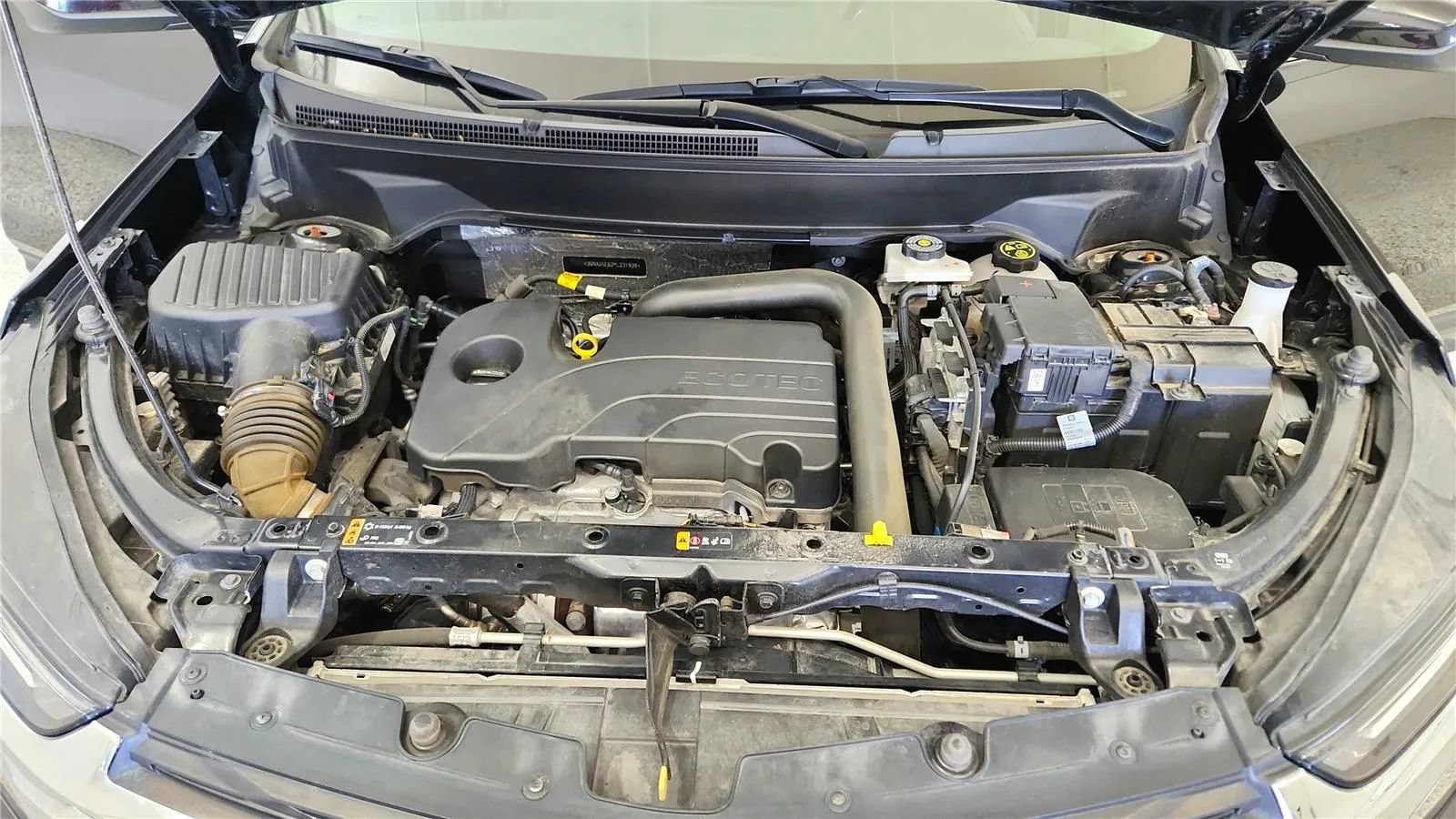 Used 2023 Chevrolet Equinox LT FWD image 20