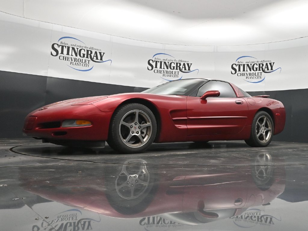Used 2004 Chevrolet Corvette Coupe w/ Roof Package RWD image 28