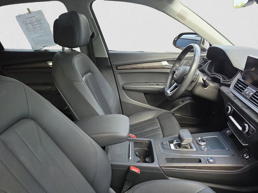 Used 2019 Audi Q5 2.0T Premium Plus w/ Premium Plus Package AWD/4WD image 10