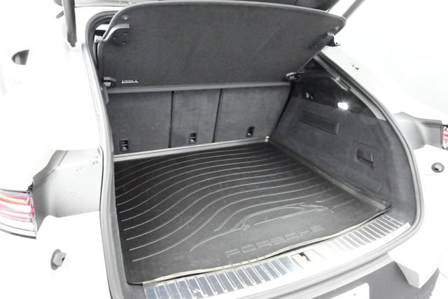 Certified 2025 Porsche Cayenne S AWD/4WD image 16