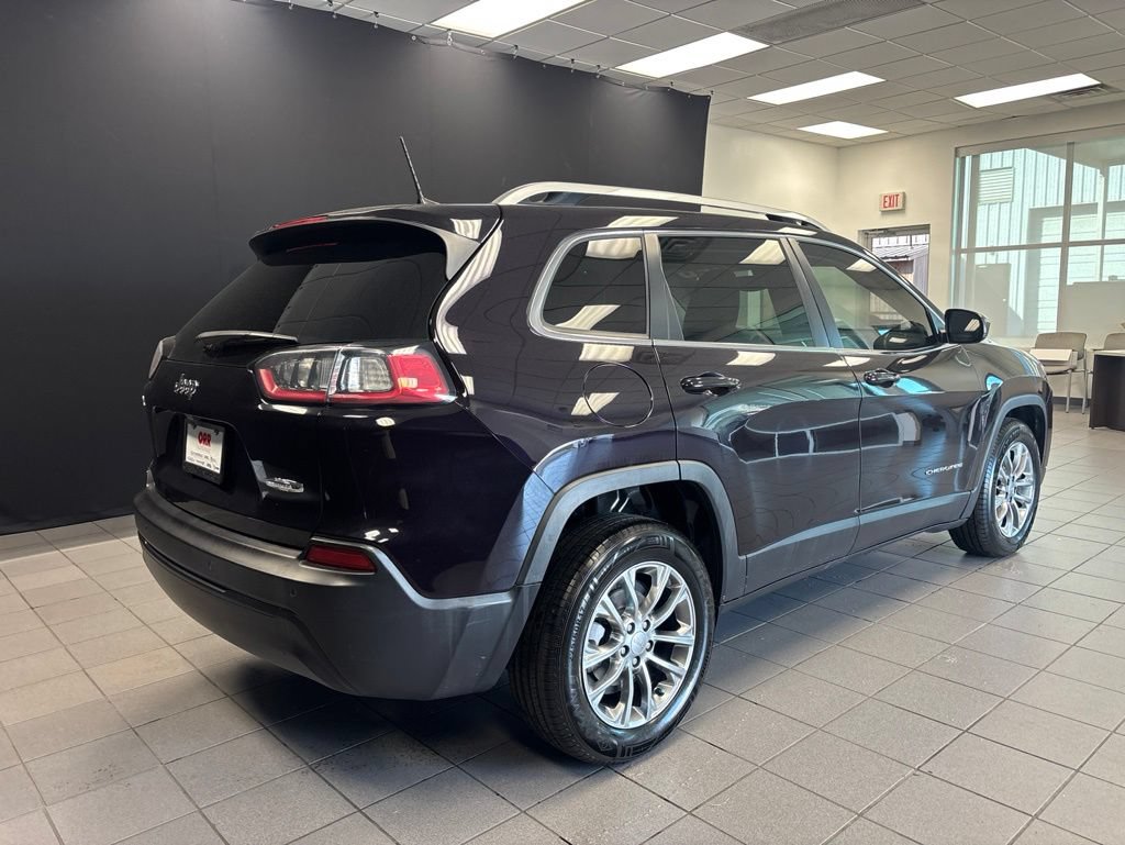 Used 2021 Jeep Cherokee Latitude Plus FWD image 3