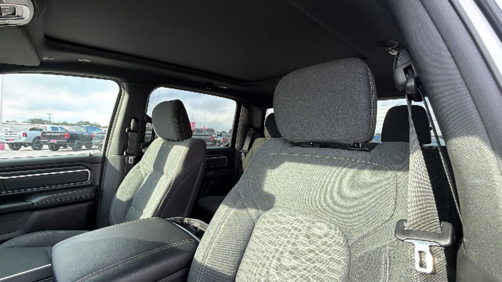 Used 2025 RAM 1500 Big Horn AWD/4WD image 16