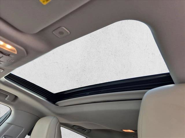 Used 2023 Toyota Highlander Limited FWD image 16