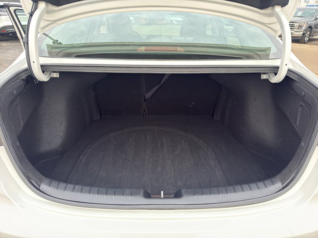 Used 2024 Kia Forte LXS image 31