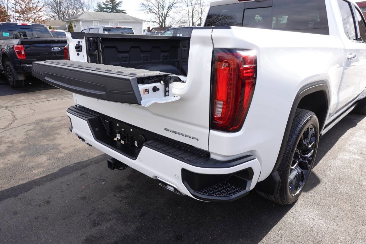 Used 2023 GMC Sierra 1500 Denali w/ Denali Reserve Package AWD/4WD image 32