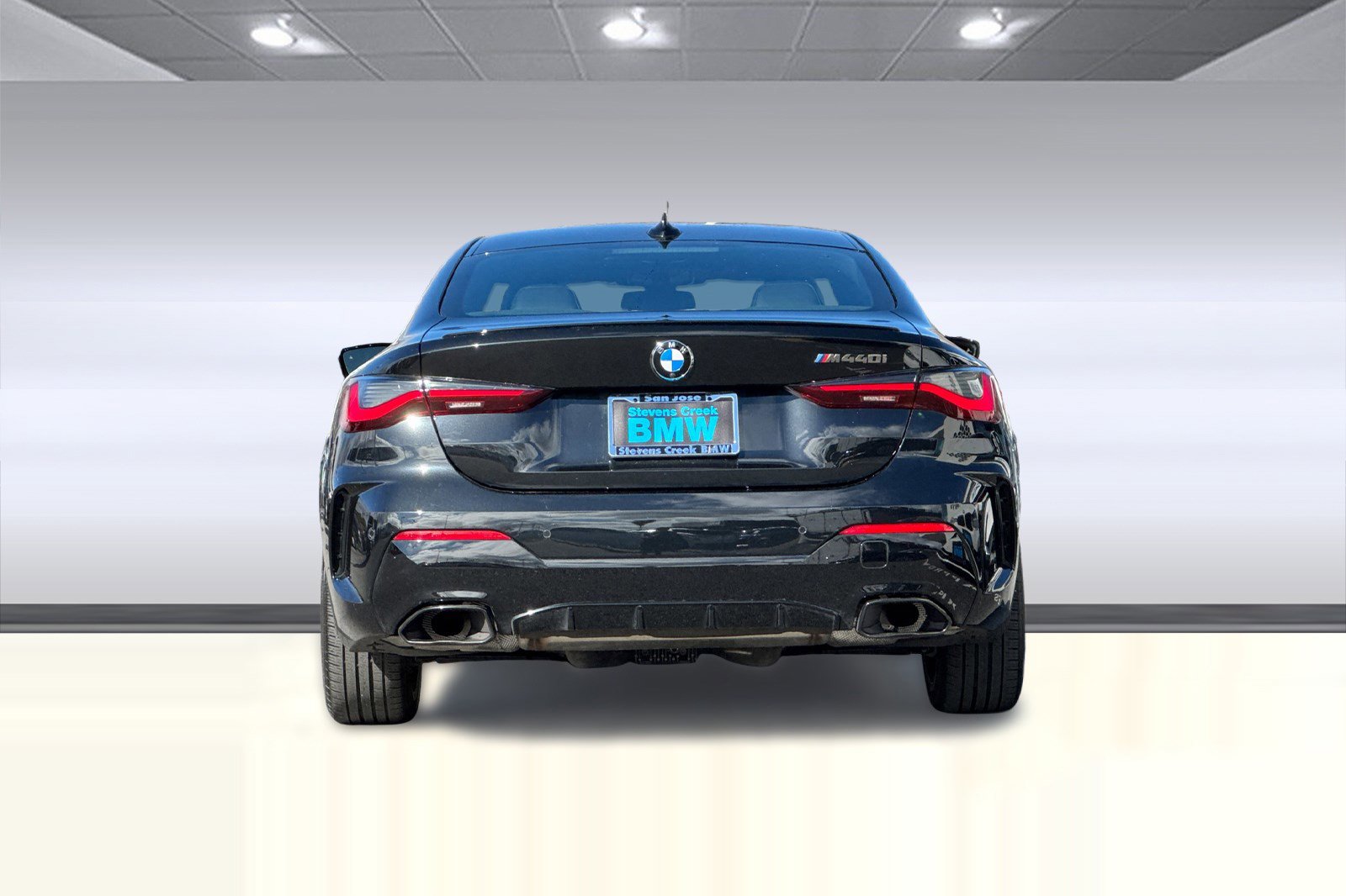 Used 2023 BMW M440i Coupe w/ Premium Package image 10