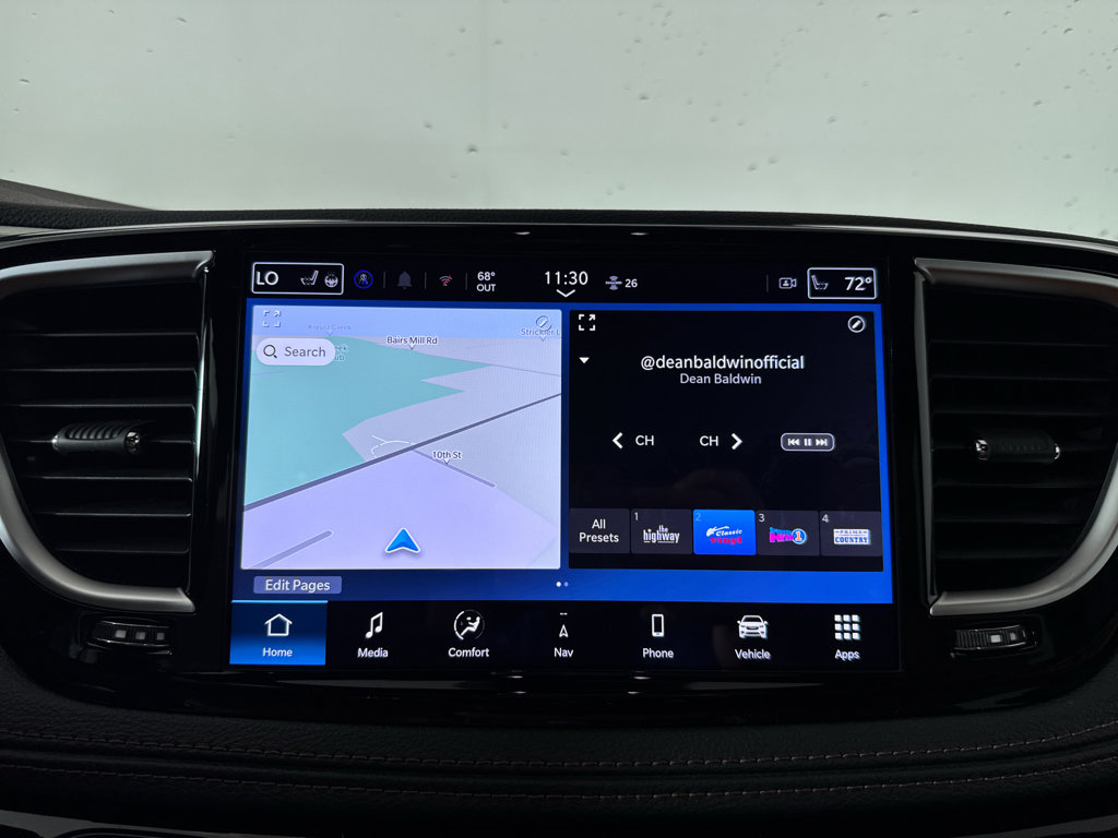 New 2026 Chrysler Pacifica Pinnacle image 11