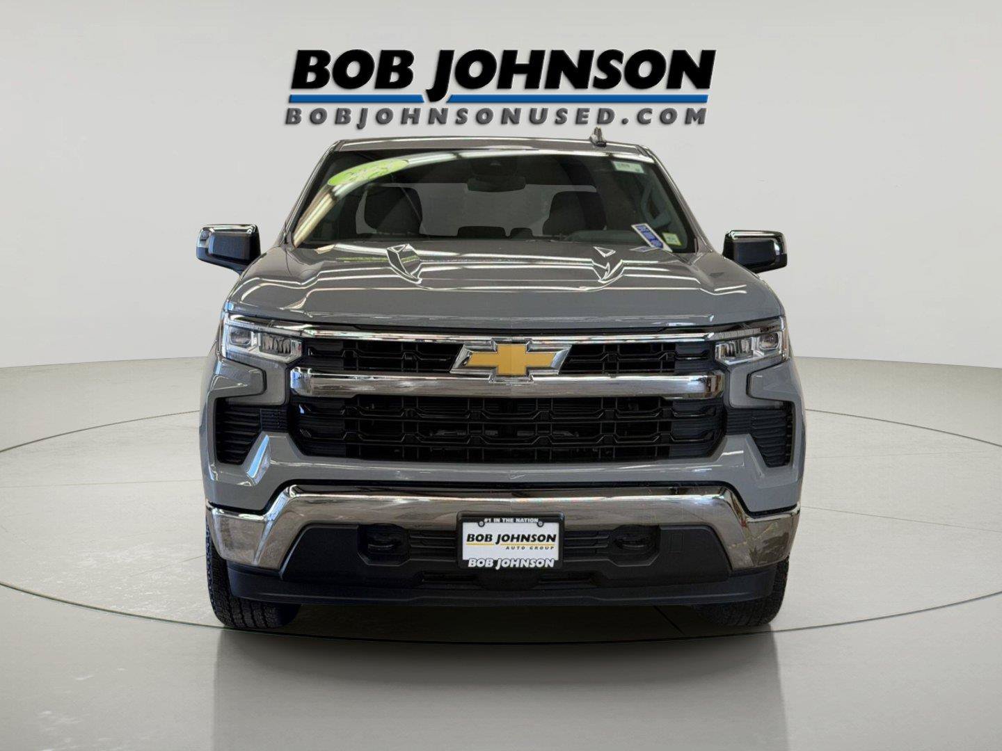 Used 2024 Chevrolet Silverado 1500 LT AWD/4WD image 3