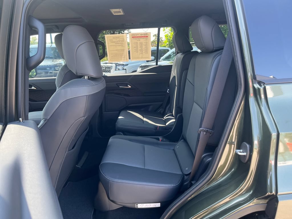 Used 2026 Lexus GX 550 w/ Cold Area Package AWD/4WD image 25