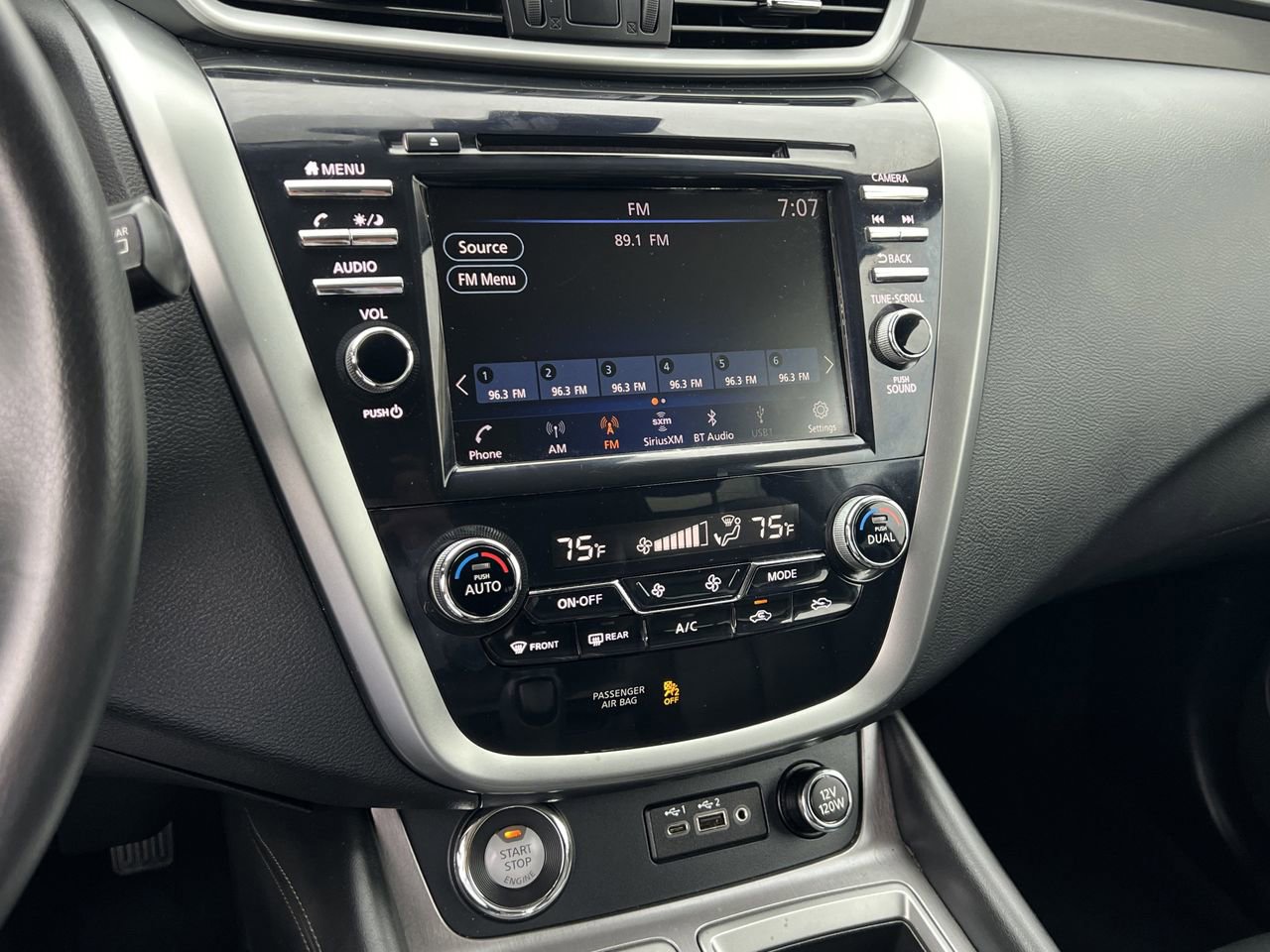 Used 2023 Nissan Murano SV AWD/4WD image 14