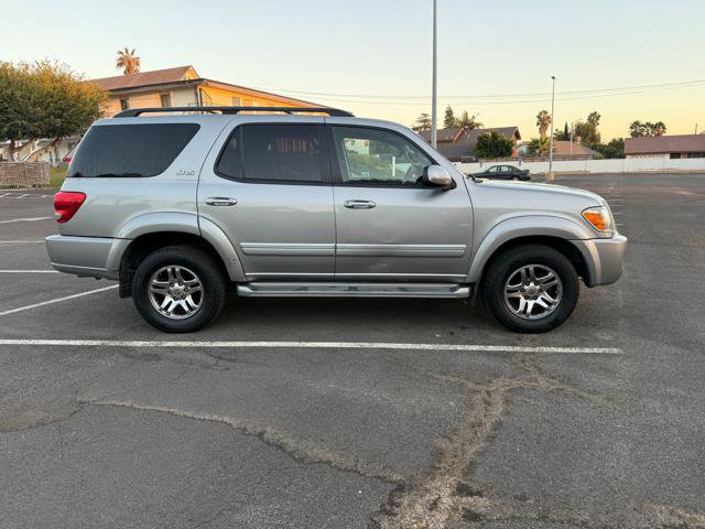 Used 2006 Toyota Sequoia SR5 image 8