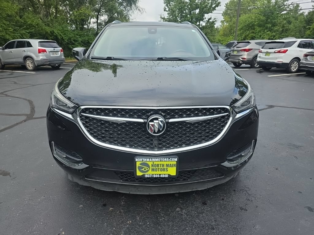 Used 2018 Buick Enclave Avenir w/ Avenir Technology Package AWD/4WD image 2