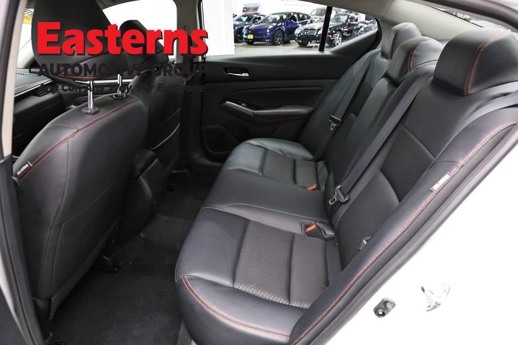 Used 2023 Nissan Altima 2.5 SR FWD image 21