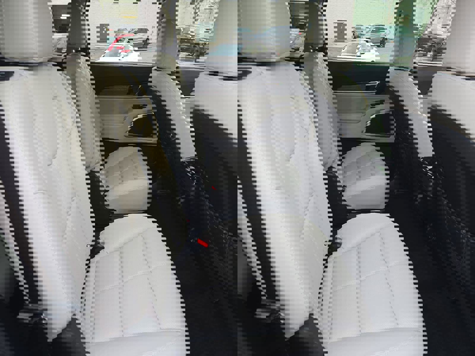 Used 2022 Kia Telluride EX w/ EX Premium Package image 11