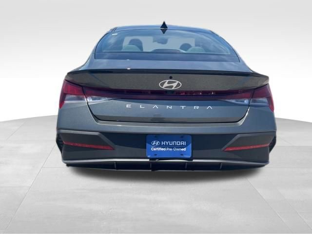 Used 2026 Hyundai Elantra Sport FWD image 7