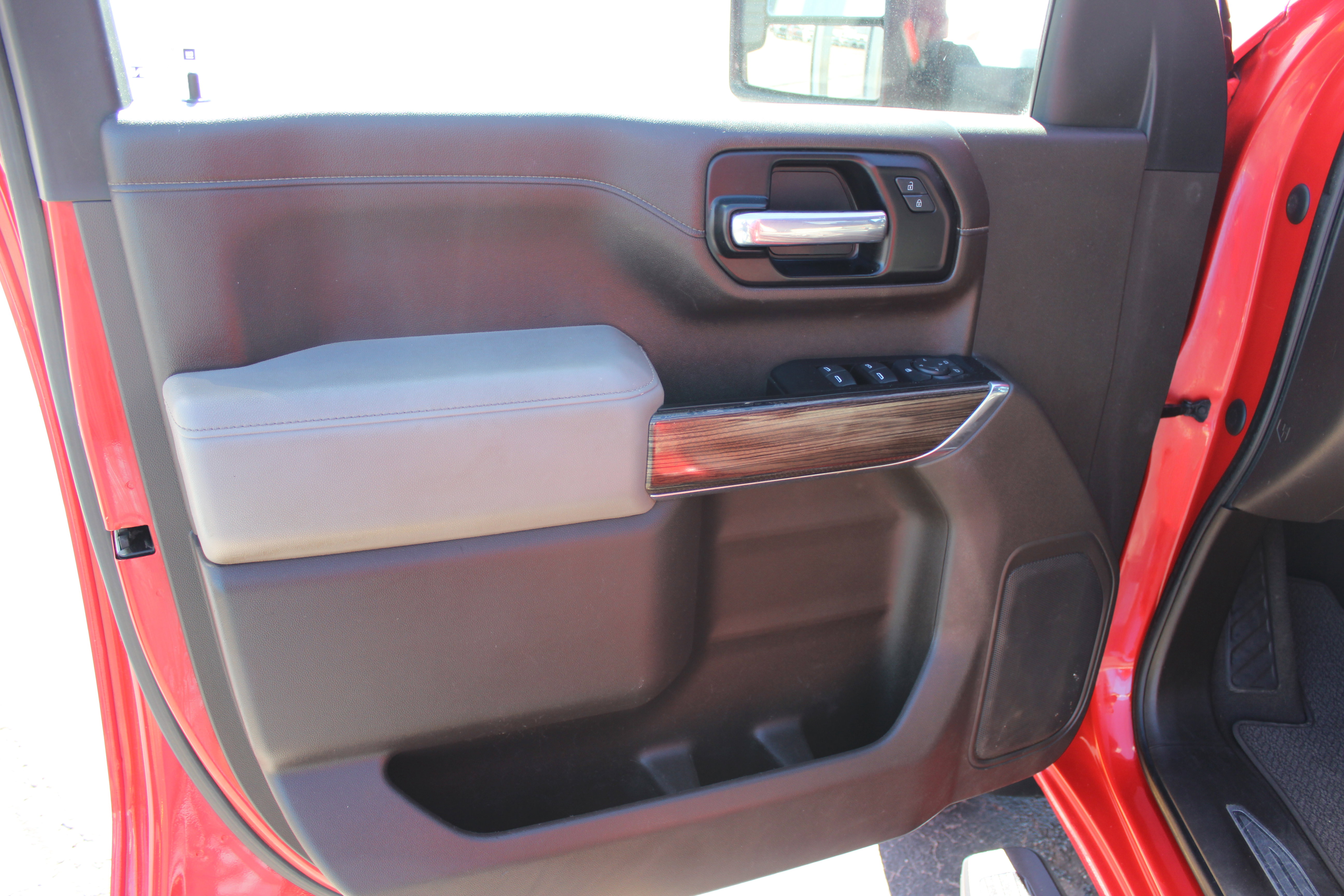 Used 2021 Chevrolet Silverado 3500 LT w/ Convenience Package image 17