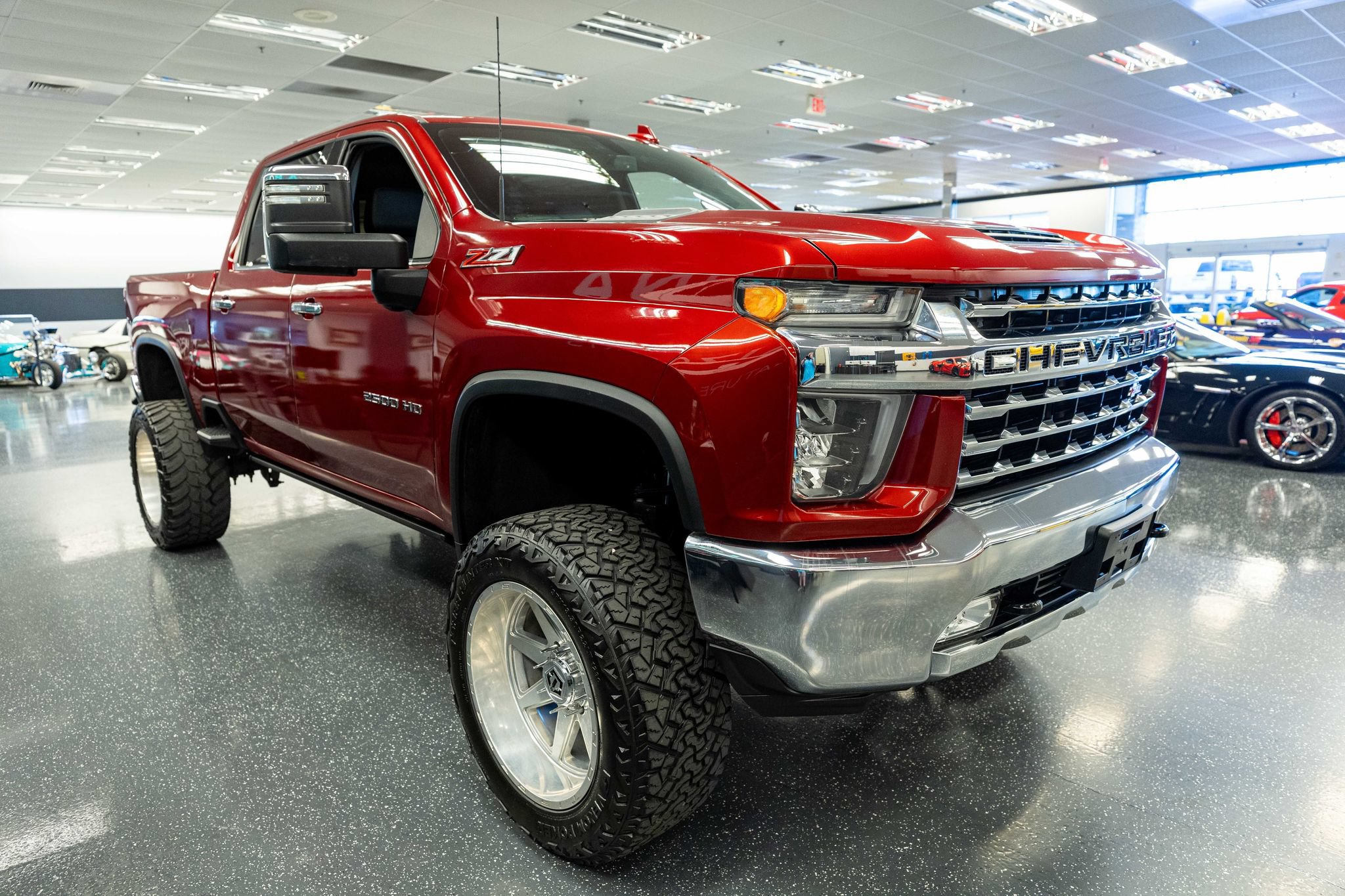 Used 2021 Chevrolet Silverado 2500 LTZ w/ LTZ Convenience Package AWD/4WD image 3