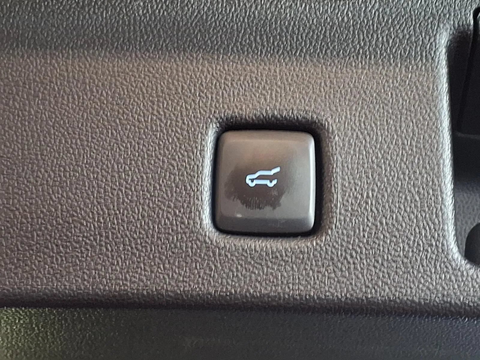 Used 2026 Ford Escape ST-Line w/ Tech Pack #1 AWD/4WD image 7