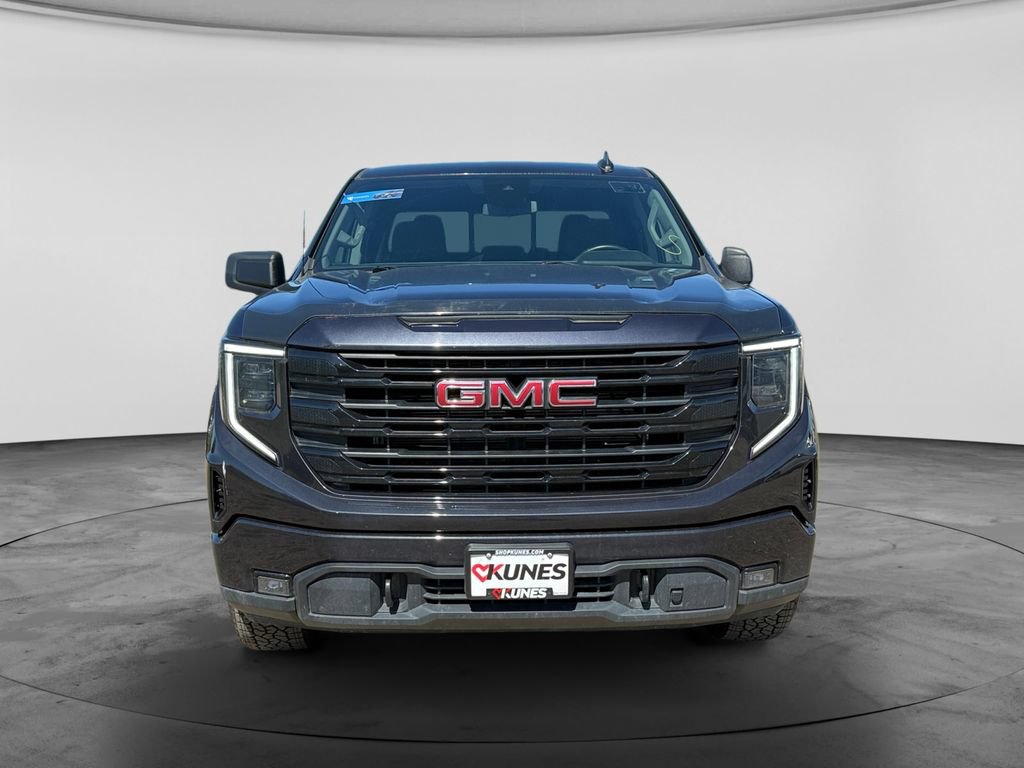 Used 2024 GMC Sierra 1500 Elevation w/ Preferred Package AWD/4WD image 4