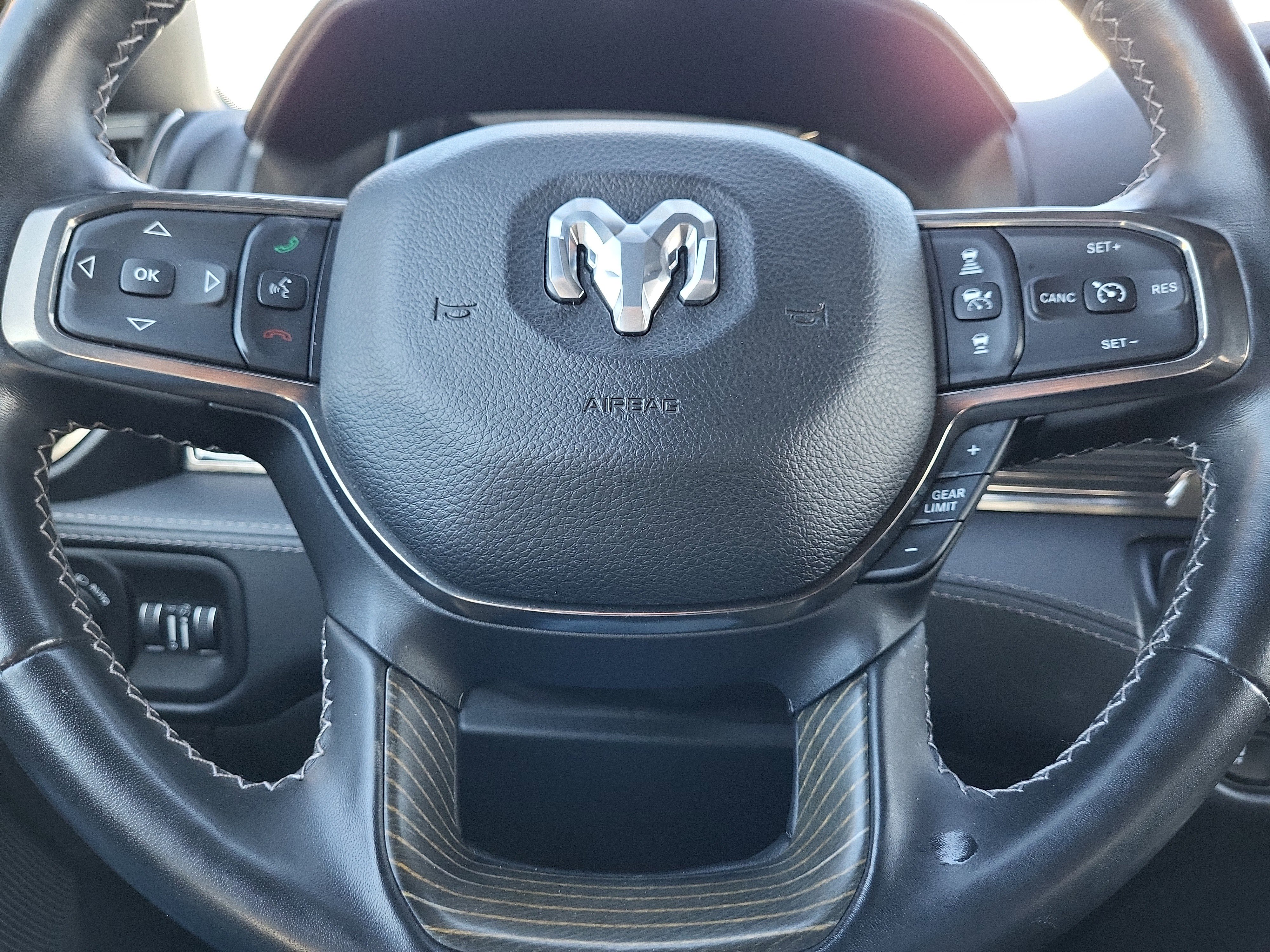 Used 2021 RAM 1500 Limited w/ Night Edition image 8