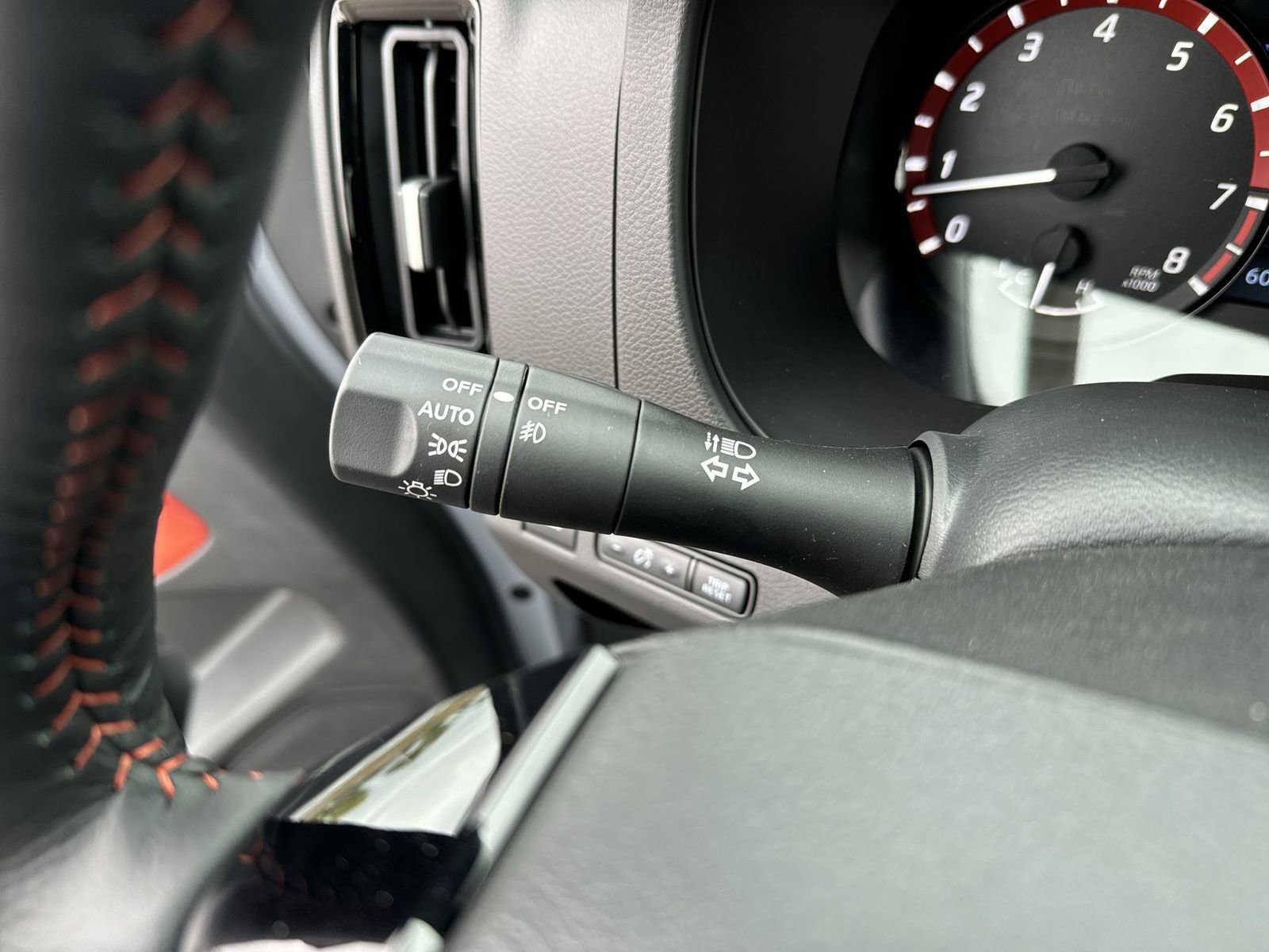 Used 2026 Nissan Frontier PRO-4X w/ Pro-4x Convenience Package image 16