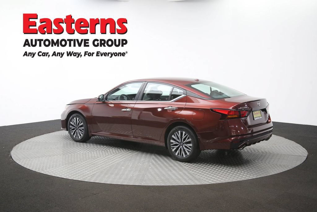 Used 2024 Nissan Altima 2.5 SV w/ SV Premium Package AWD/4WD image 64