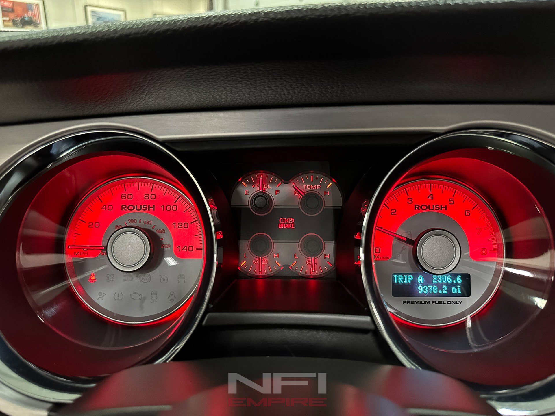 Used 2010 Ford Mustang GT image 35