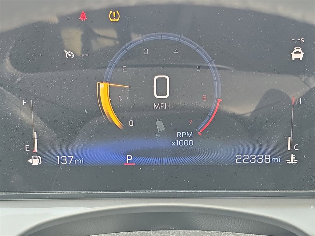 Used 2025 Chevrolet Trax LT w/ Driver Confidence Package image 16