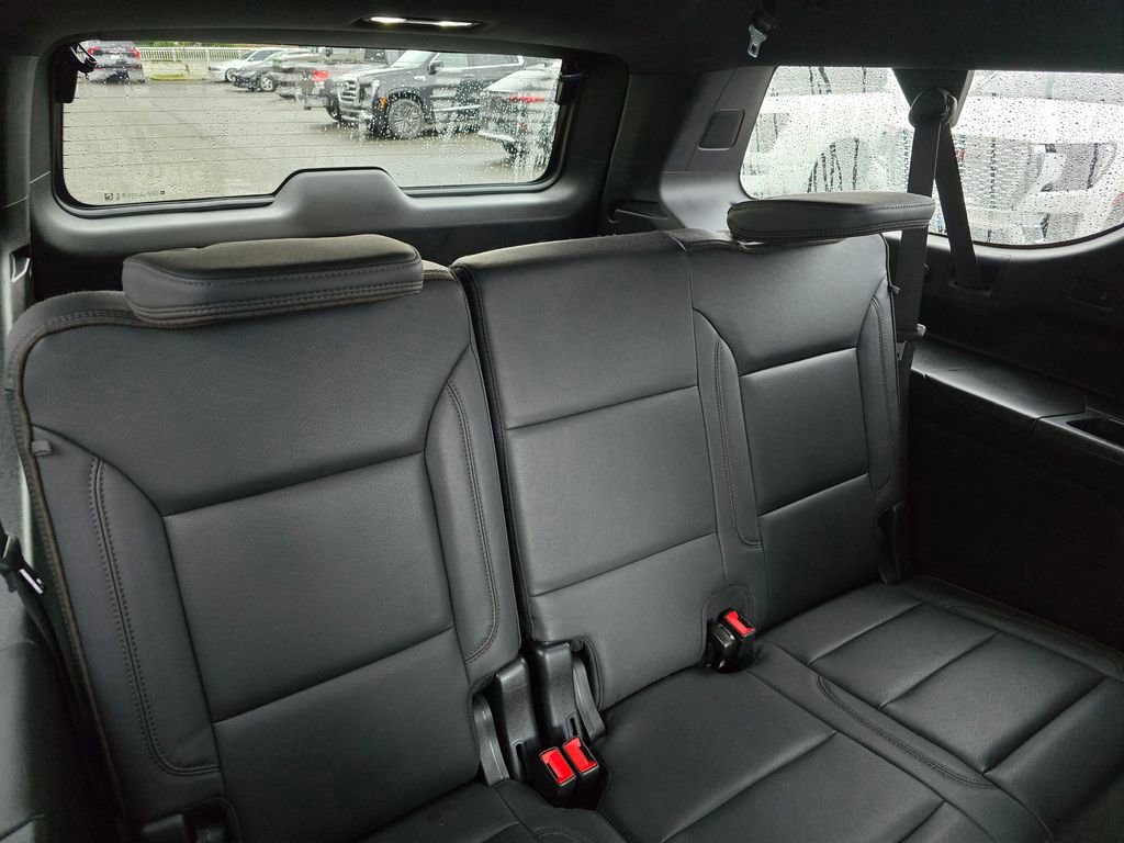 Used 2022 Chevrolet Suburban High Country image 48