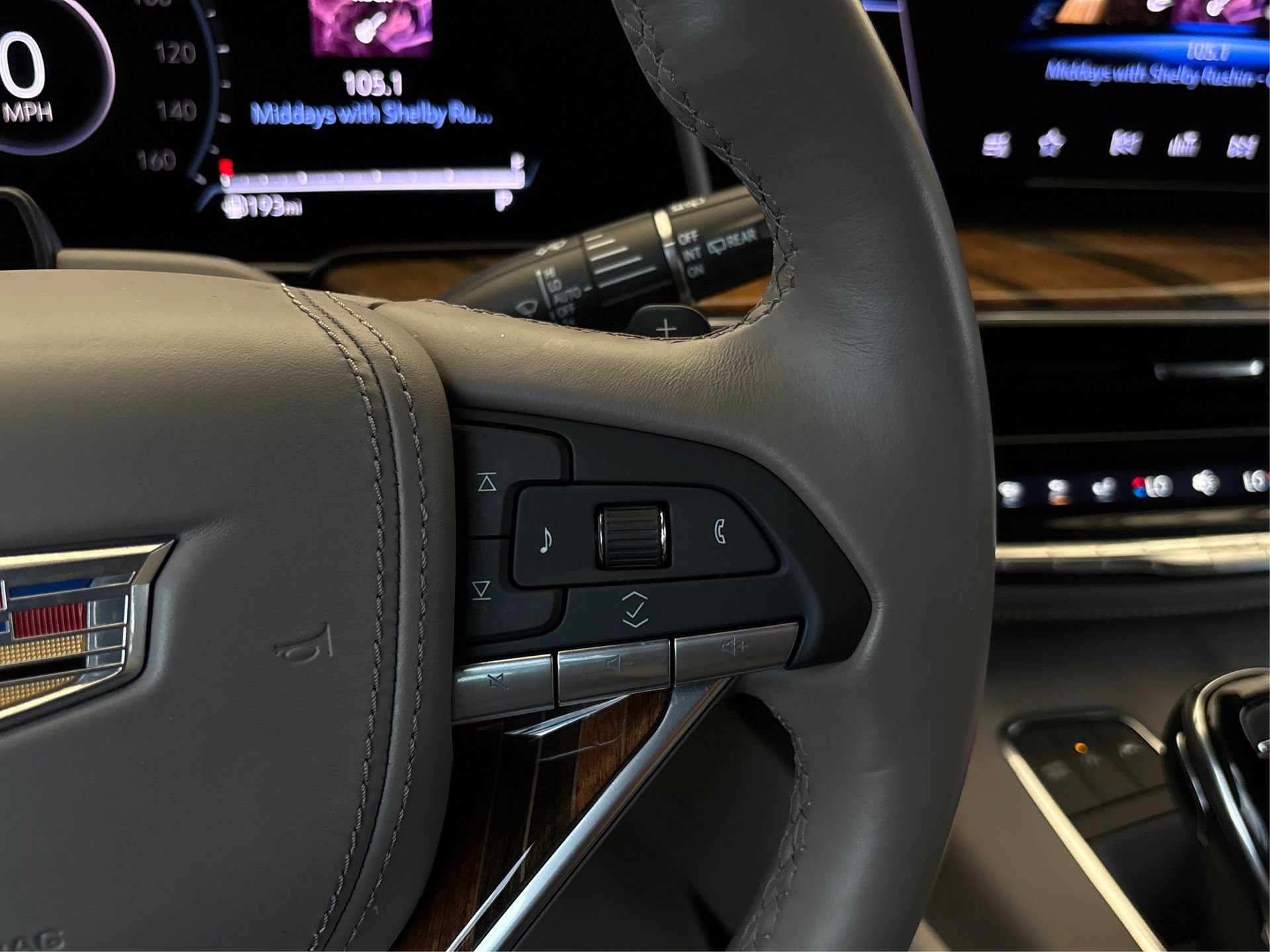 Certified 2023 Cadillac Escalade ESV Sport Platinum w/ LPO, ONYX Package RWD image 31