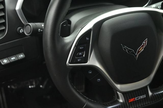 Used 2015 Chevrolet Corvette Z06 w/ 3LZ Preferred Equipment Group RWD image 40