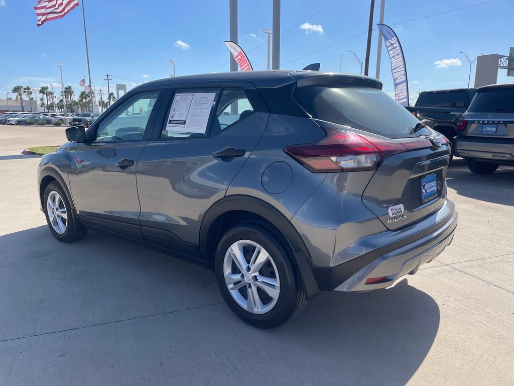 Certified 2025 Nissan Kicks Play S FWD image 3