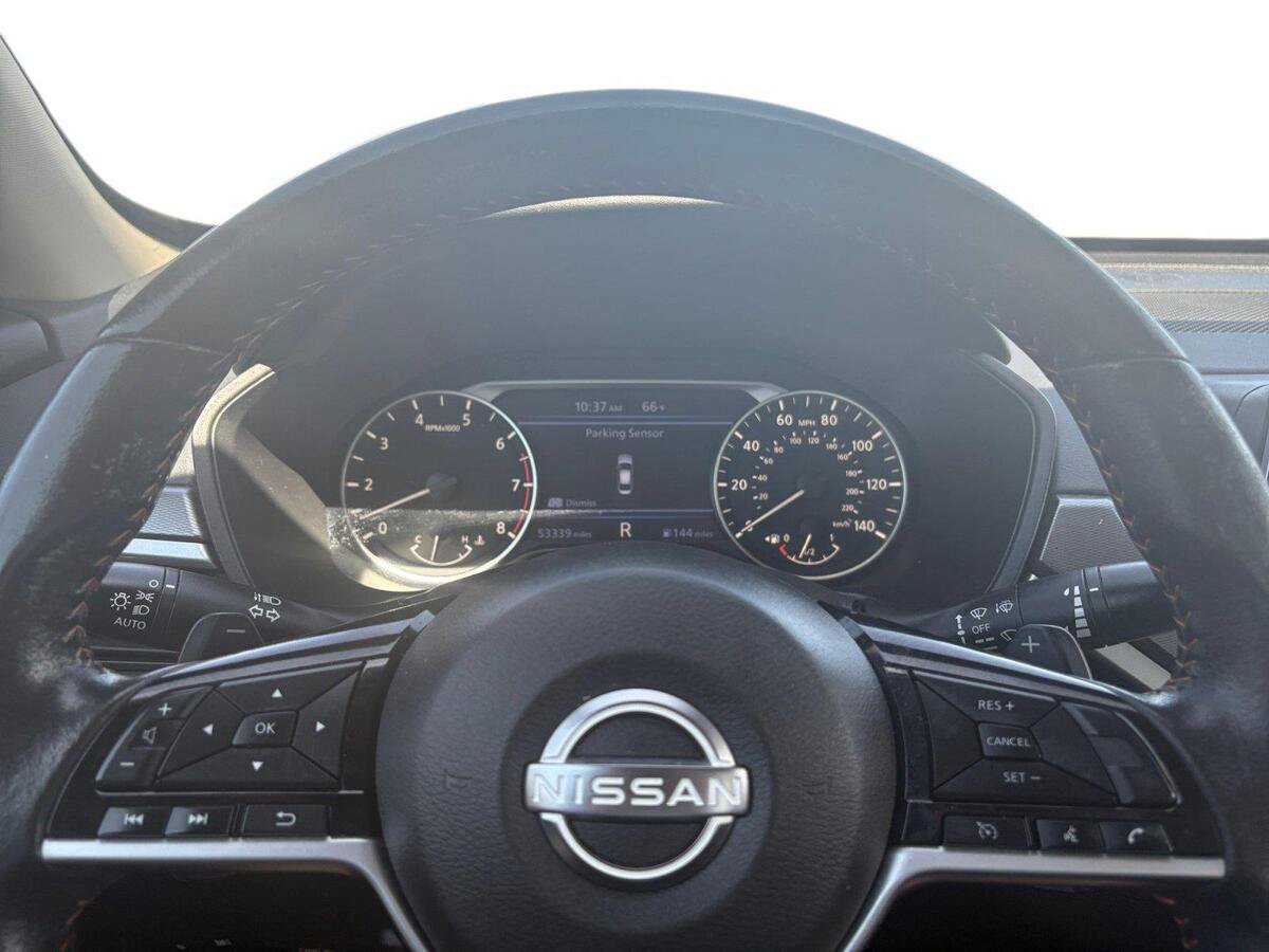 Used 2024 Nissan Altima 2.5 SR FWD image 16