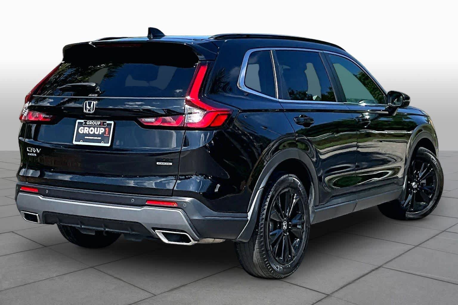 Used 2025 Honda CR-V Sport Touring image 13