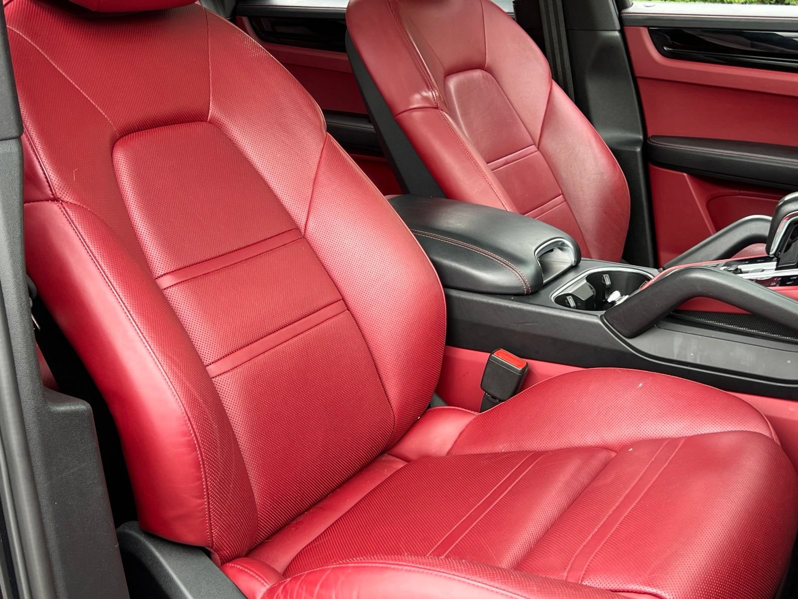 Used 2019 Porsche Cayenne S AWD/4WD image 15