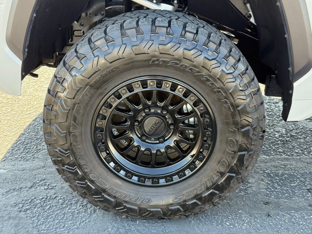Used 2025 Toyota Tundra Limited image 10