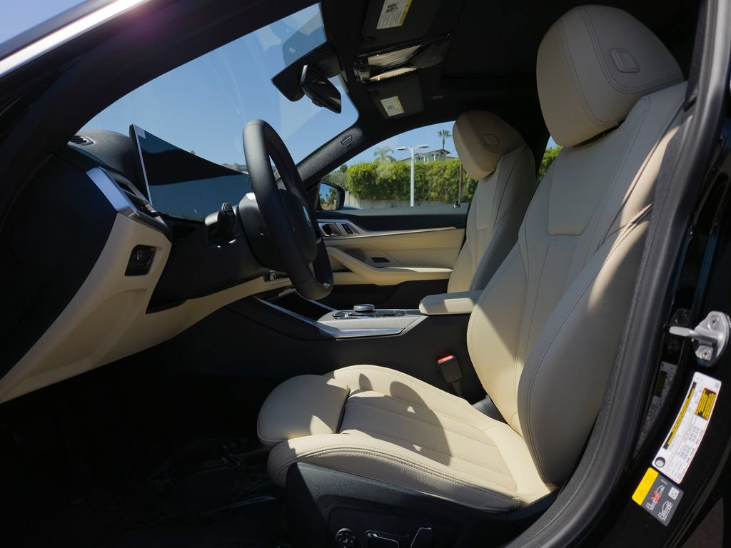 New 2026 BMW i4 eDrive40 w/ Parking Assistance Package RWD image 7