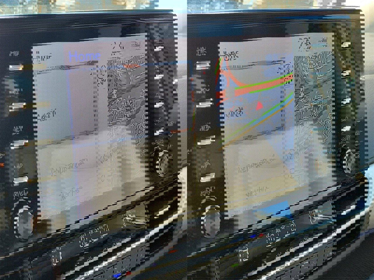 Used 2024 Toyota Sienna XLE image 26