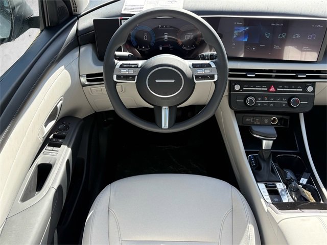 New 2026 Hyundai Tucson SE image 6