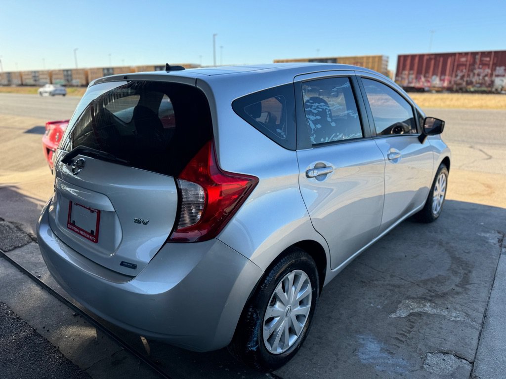 Used 2016 Nissan Versa Note SV FWD image 22