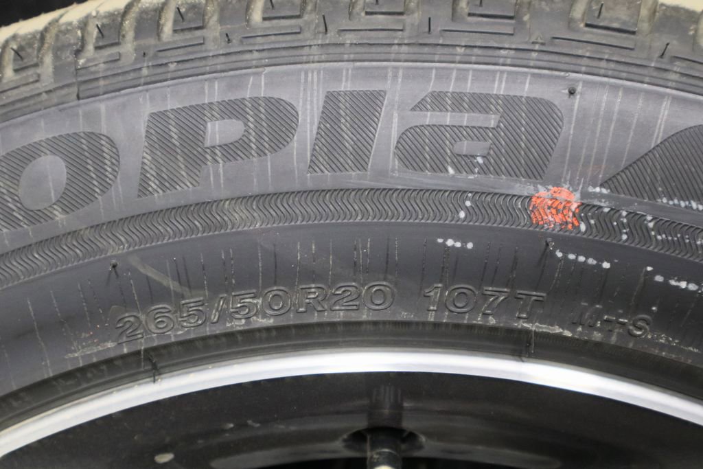 New 2026 Jeep Grand Cherokee Limited AWD/4WD image 40