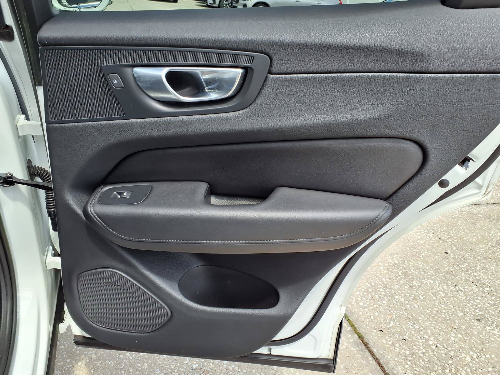 Certified 2023 Volvo XC60 B5 Plus w/ Protection Package Premier FWD image 14