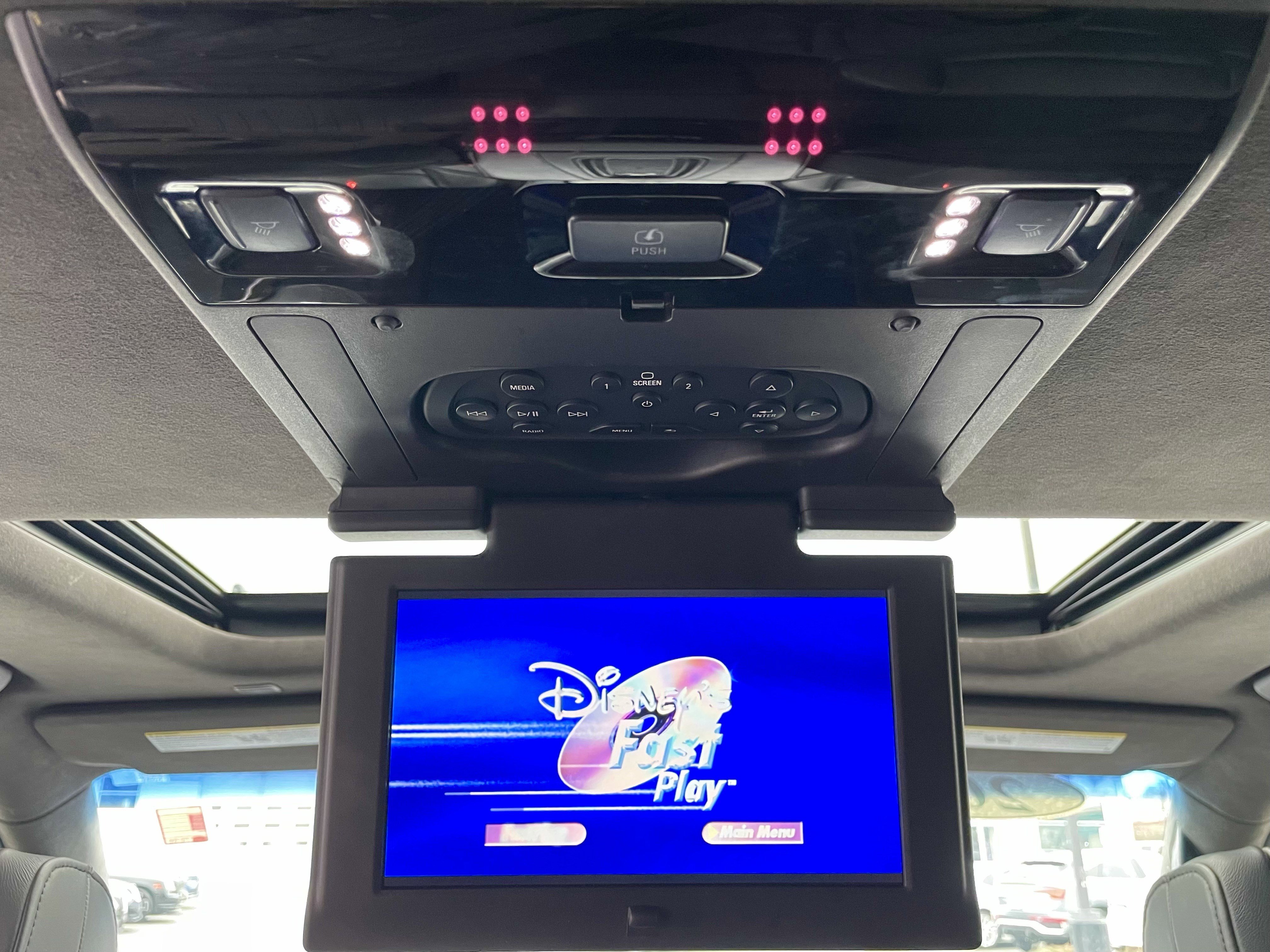 Used 2019 Cadillac Escalade ESV Platinum w/ Escalade Sport Edition image 33