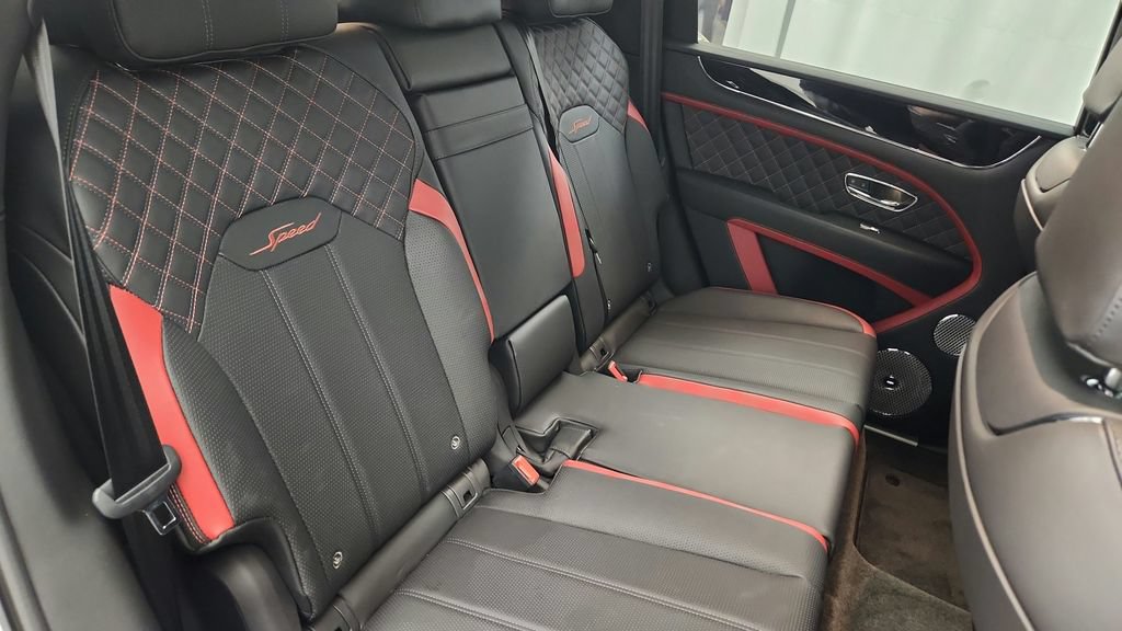 Used 2021 Bentley Bentayga Speed AWD/4WD image 40