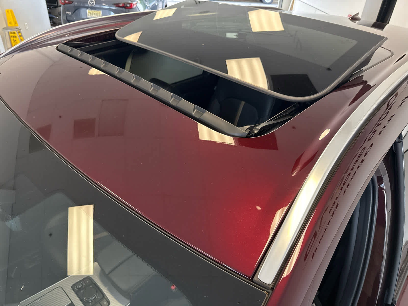 Certified 2025 MAZDA CX-90 Plug-In Hybrid w/ Premium Plus image 18