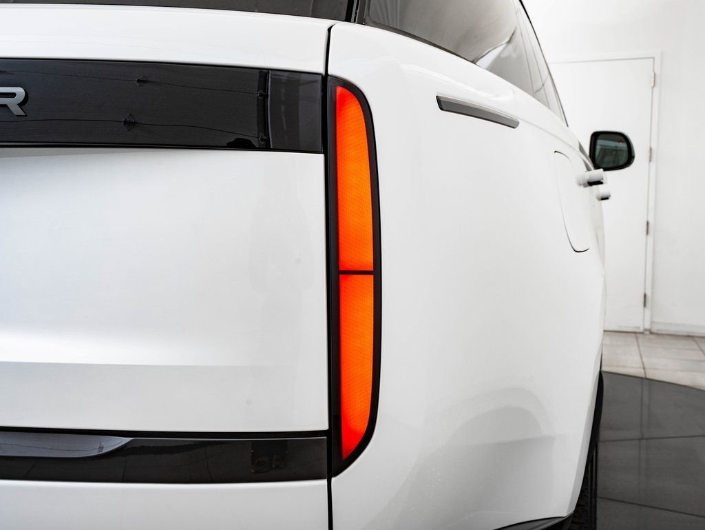 New 2026 Land Rover Range Rover SE AWD/4WD image 9