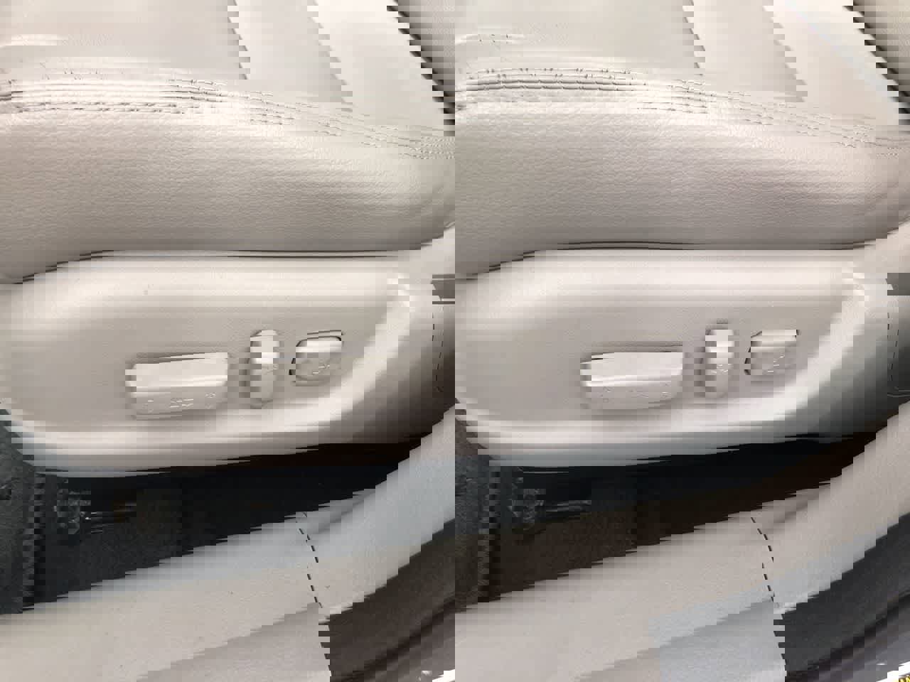 Used 2012 Honda Accord EX-L image 12