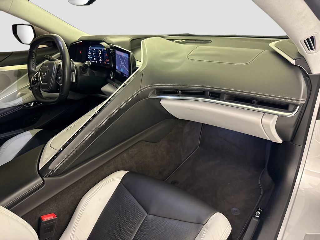 Used 2020 Chevrolet Corvette Stingray Premium Conv w/ 3LT Preferred Equipment Group RWD image 29