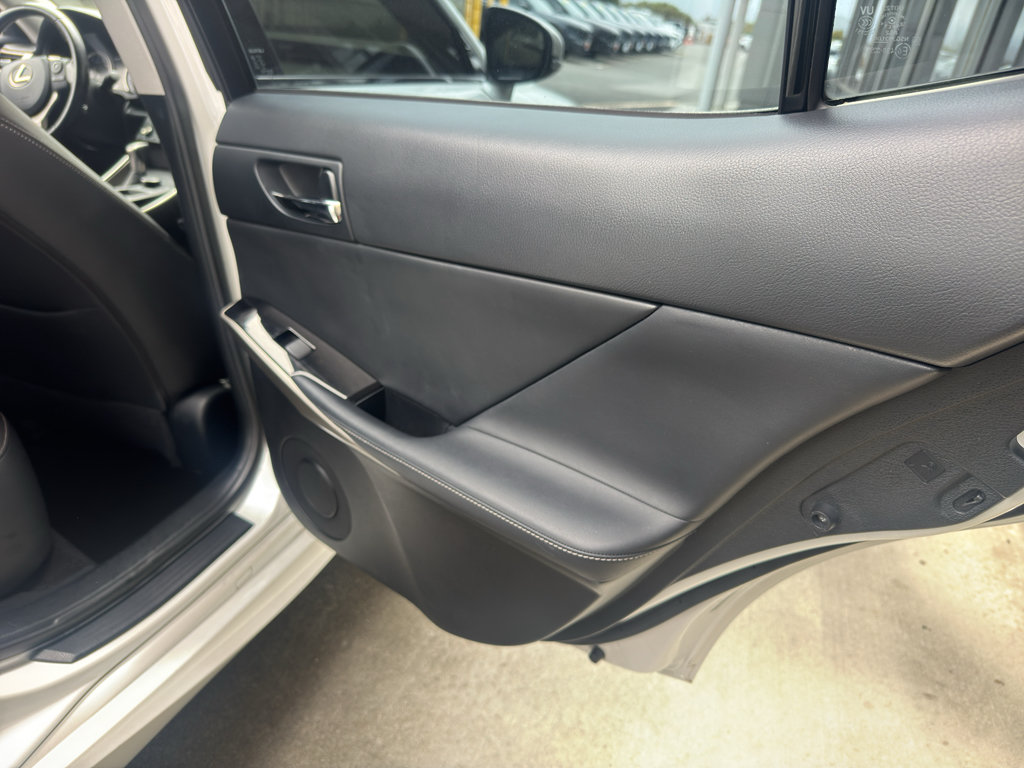 Used 2016 Lexus IS 200t RWD image 15