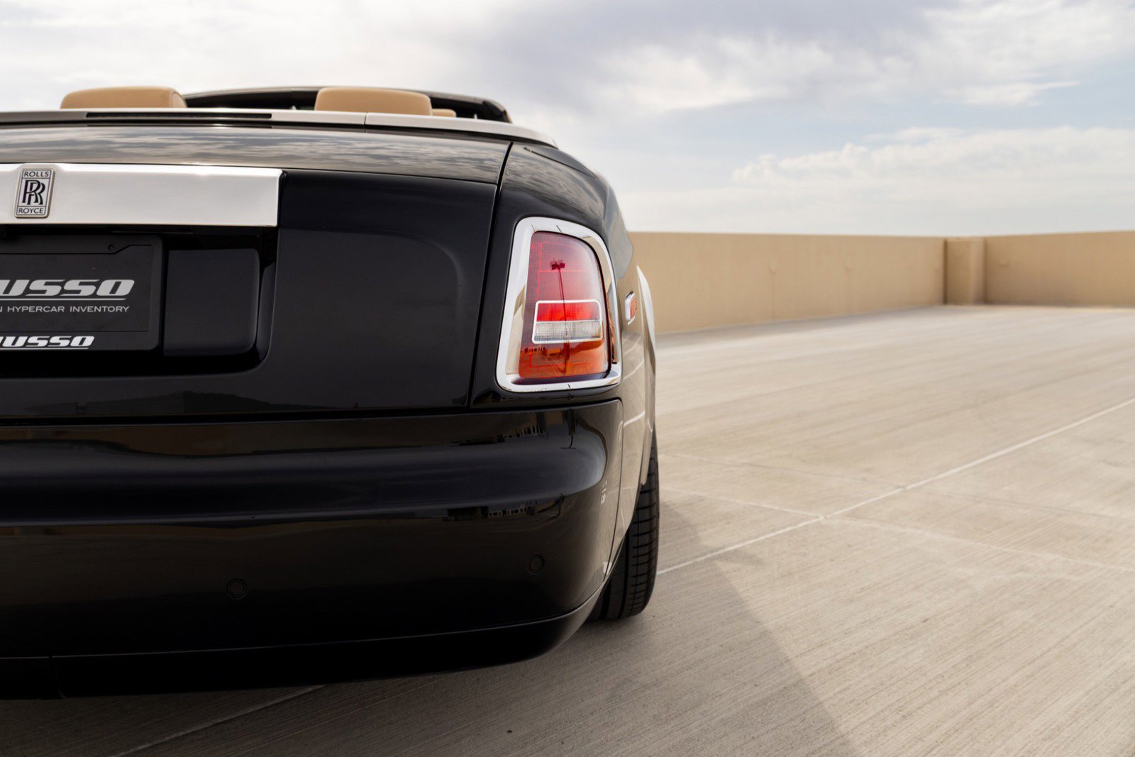 Used 2009 Rolls-Royce Phantom Drophead Coupe RWD image 56
